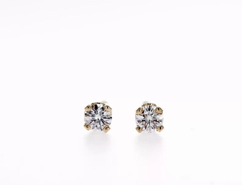 14K Gold Round Diamond Stud Earrings (0.10Ctw)