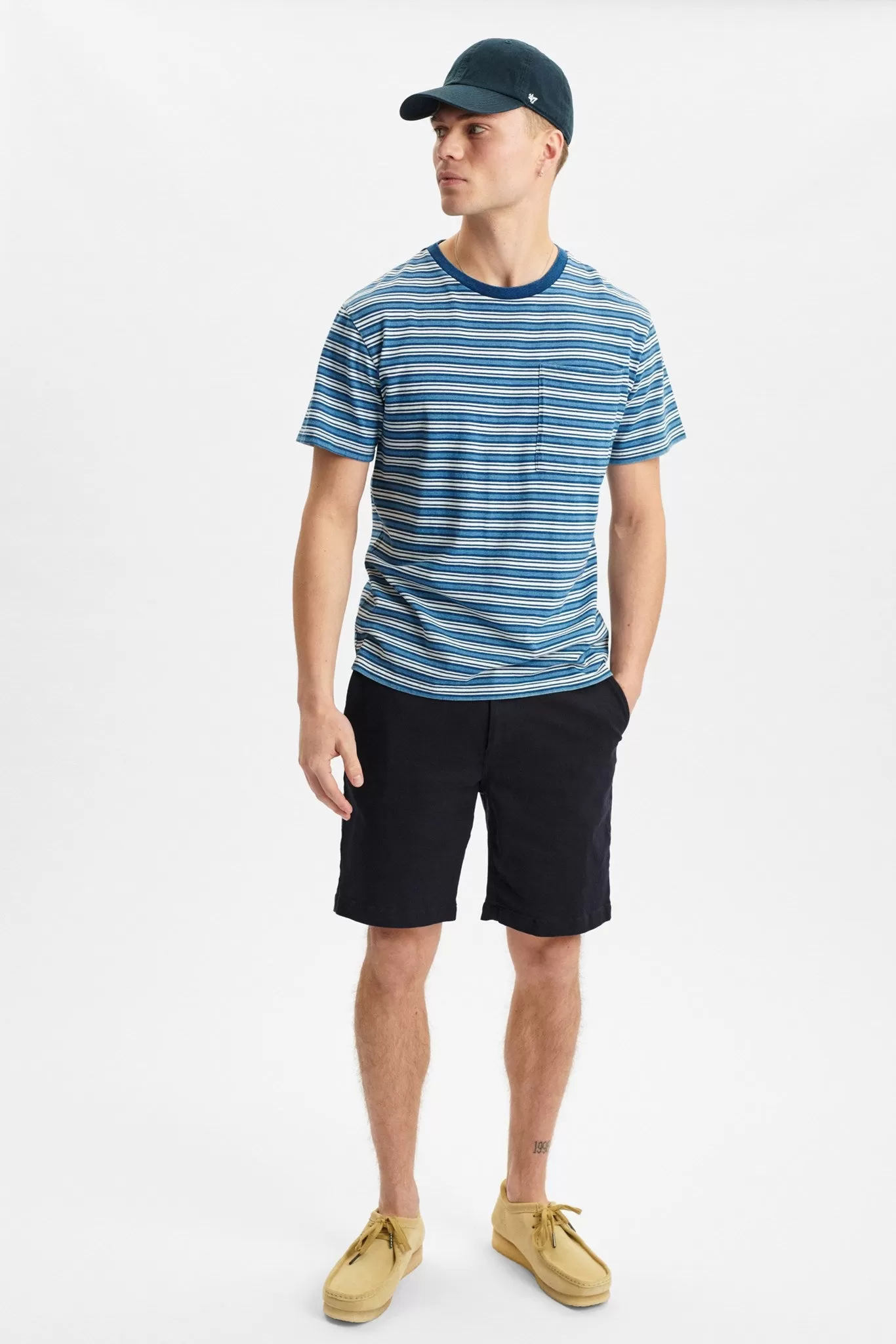 AKKIKKI BLUE STRIPE TEE - Cornet Blue