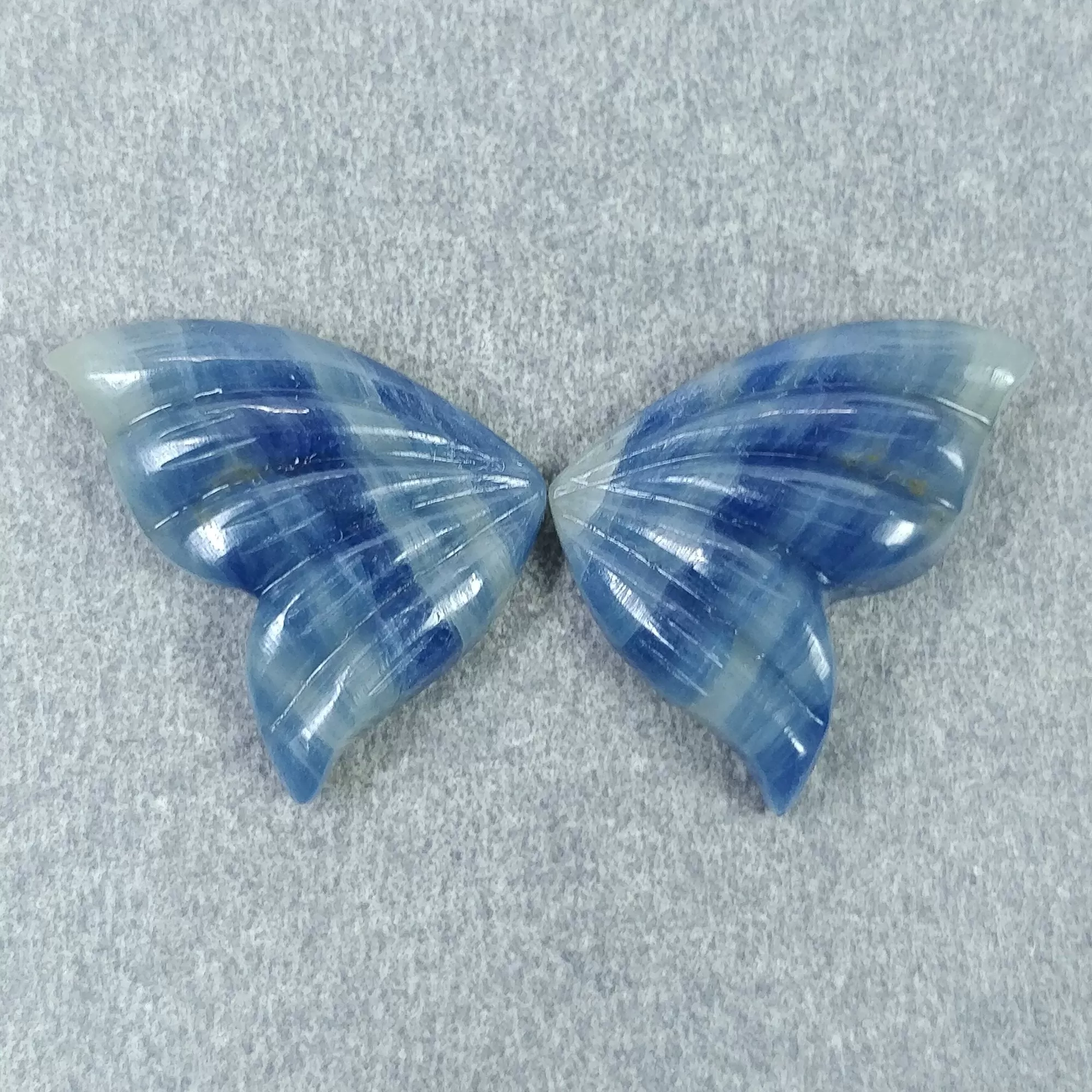 BLUE SAPPHIRE Gemstone Carving September Birthstone : 17.05cts Natural Untreated  Sapphire Hand Carved BUTTERFLY 18*12mm Pair