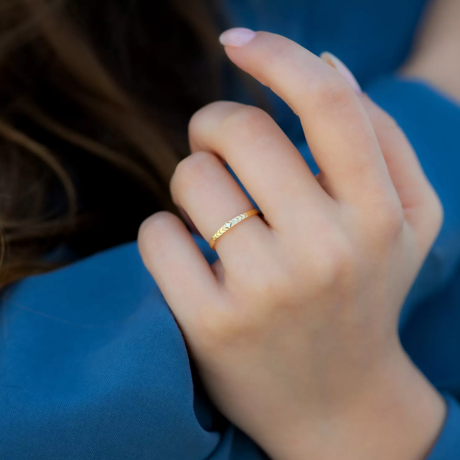 Engraved Geometric Wedding Ring with a Carre Diamond