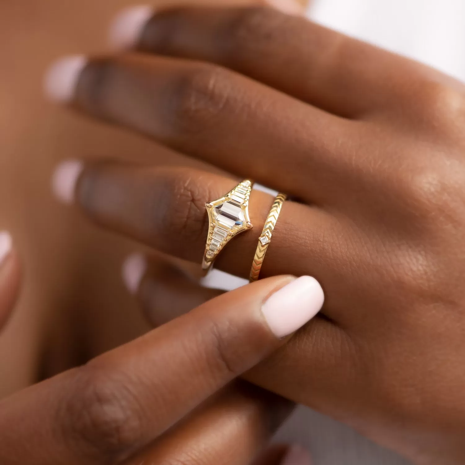 Engraved Geometric Wedding Ring with a Carre Diamond