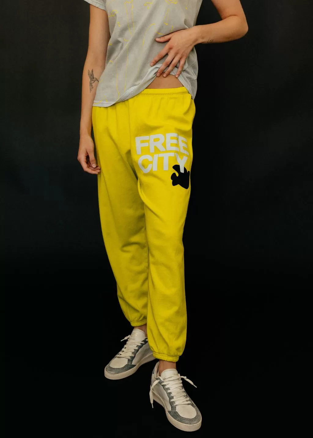 FREECITY Large Sweatpant in GloYellow