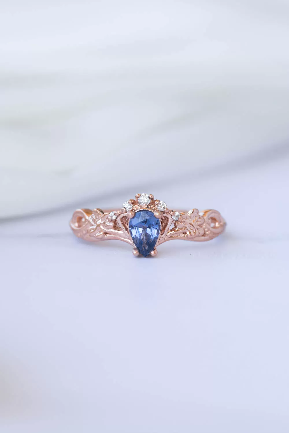 Horta pear | custom bridal ring setting, engagement & wedding band set