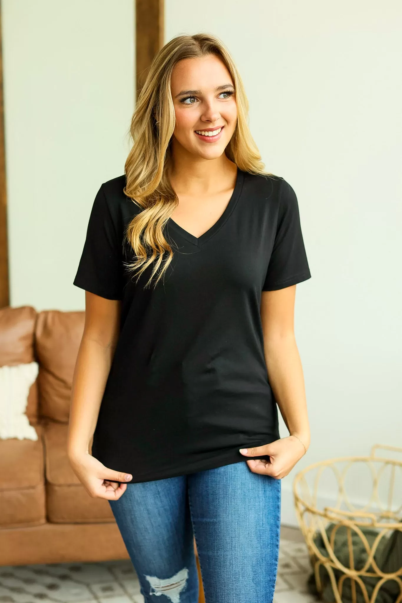 IN STOCK Olivia Tee - Black