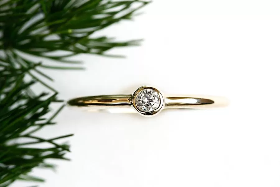 Mignon Salt   Pepper Diamond Ring