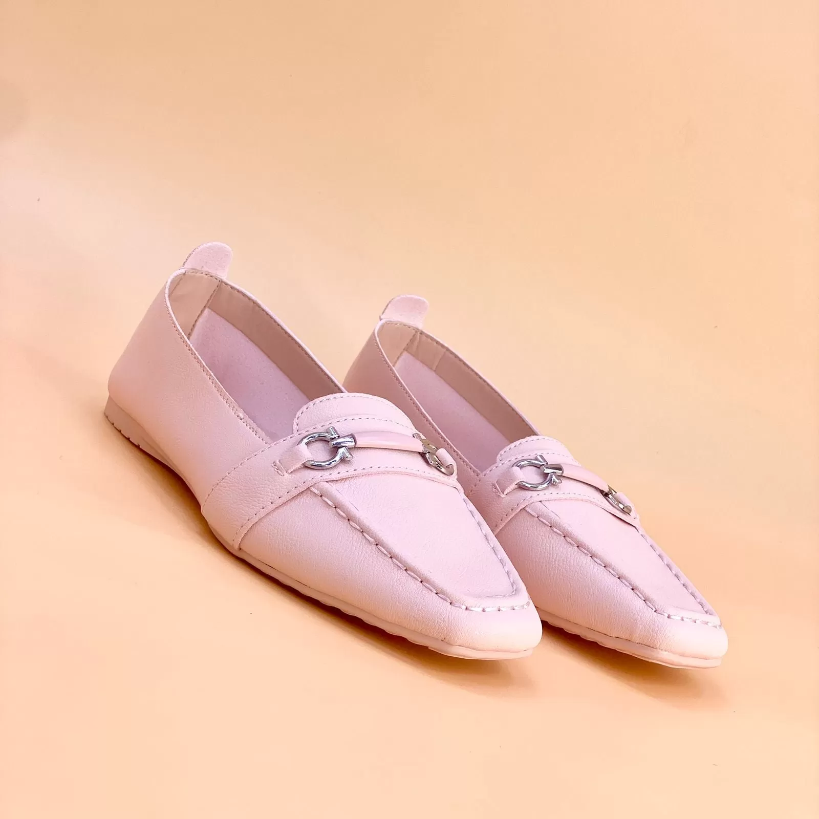 NEW ,  WOMEN FLAT SHOES W900