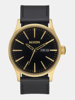 Nixon Sentry Leather 42mm Watch - Gold / Black