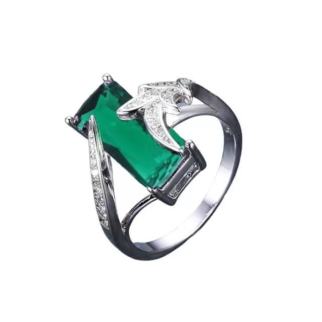 Pretty Classic Rectangle Shape Emerald Ring - 925 Sterling Silver