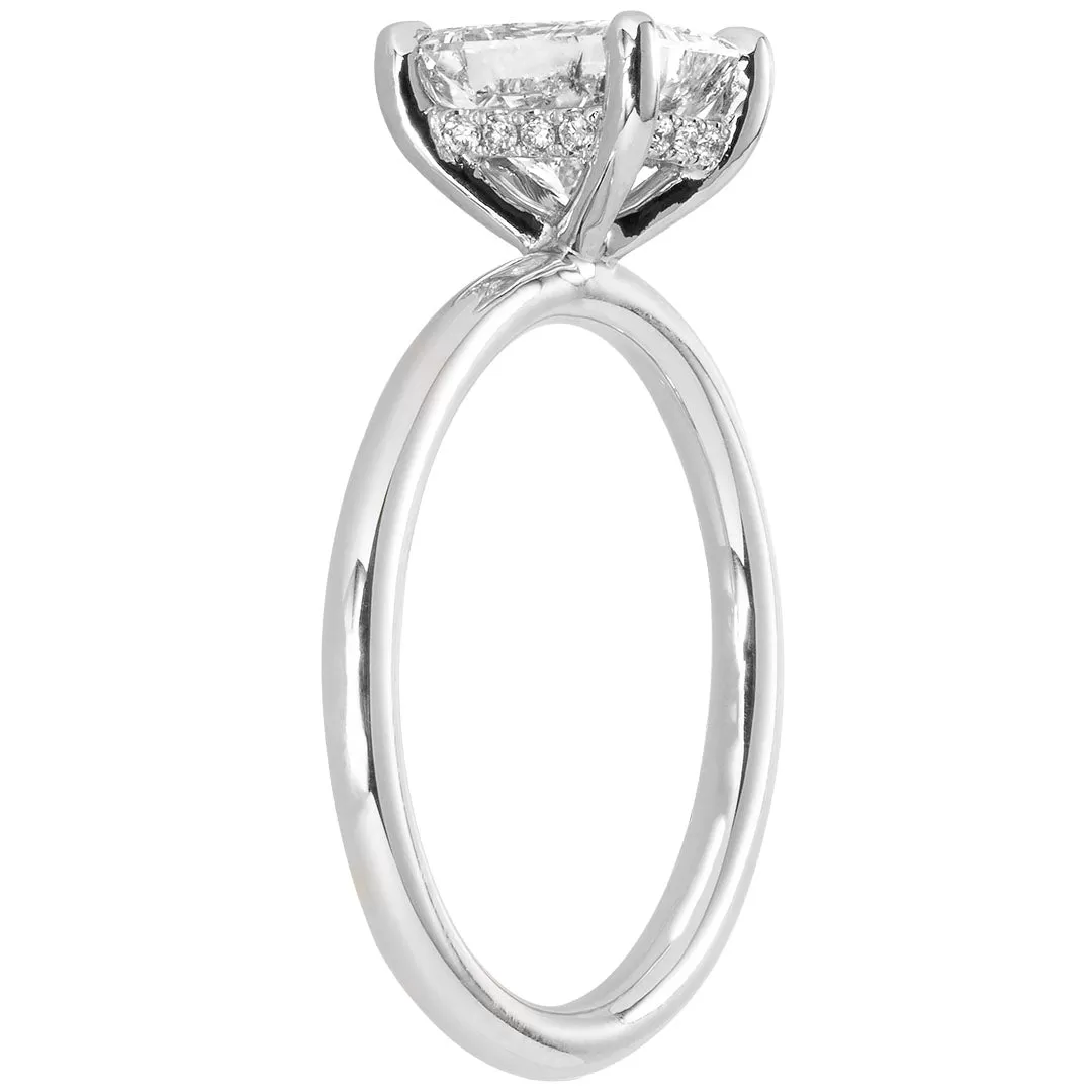 The Signature Solitaire   Hidden Halo | Radiant