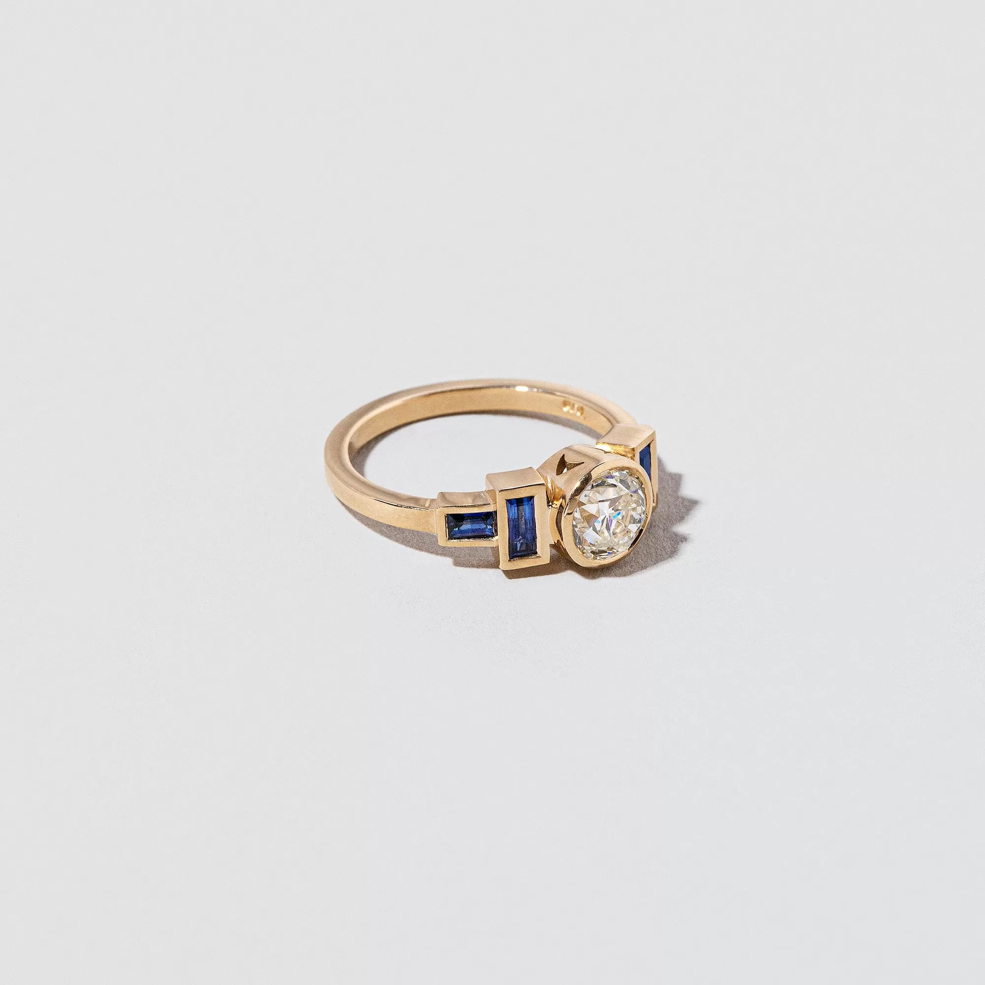 Third Eye Ring - White Diamond & Blue Sapphire